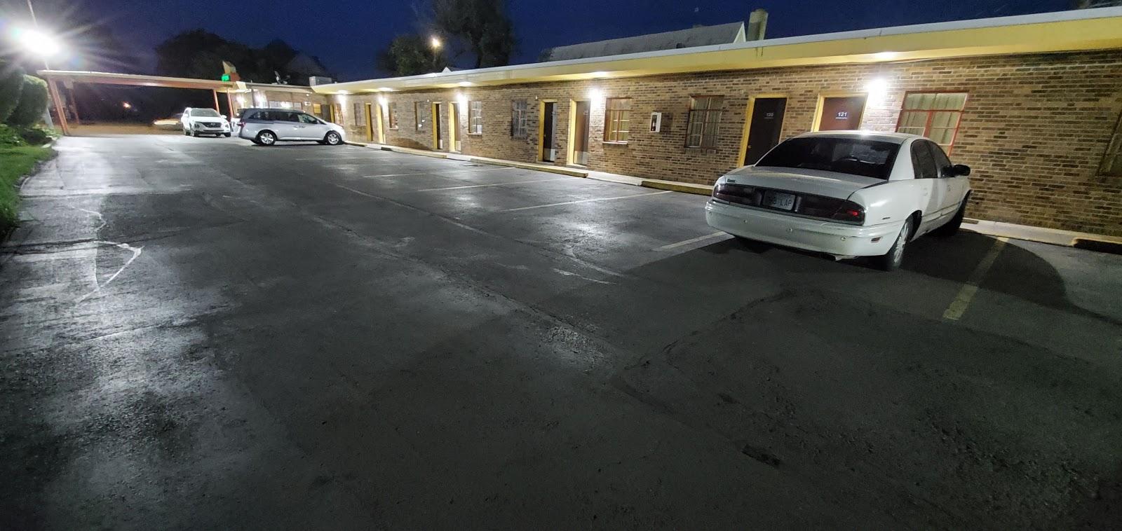 Uptown Motel - Wichita Downtown